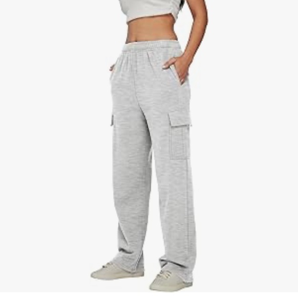 Women's Gray Cargo Pants - Picture 4 of 10
